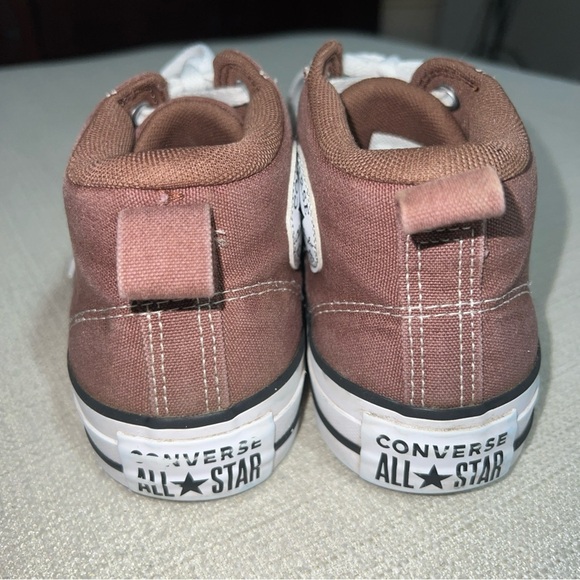 Chuck Taylor All Star Mid GS 'Malden Street - Bear Nap Brown' Size 6Y - Picture 4 of 11